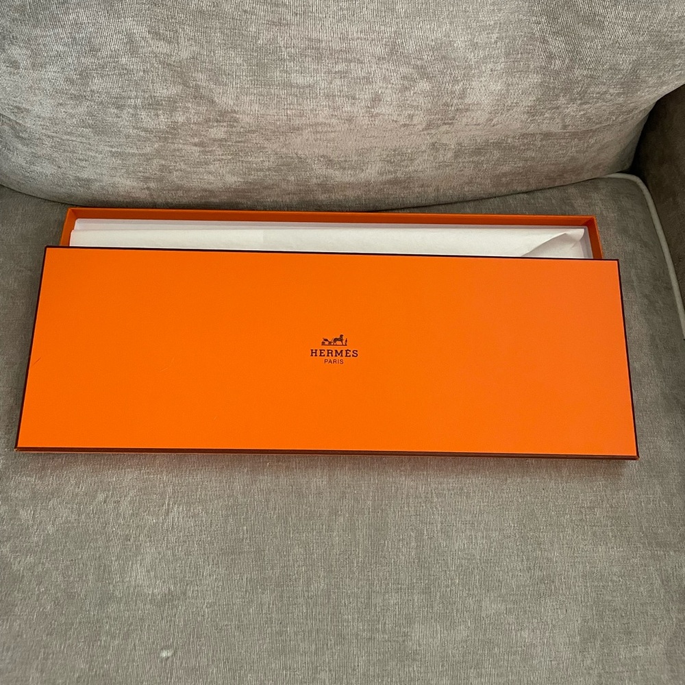 Authentic Hermes scarf/tie box.